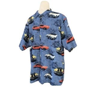 Clearwater outfitters collared short sleeve button down shirt